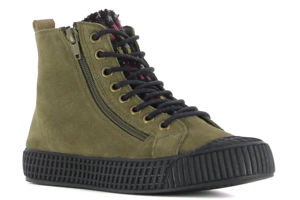 Sneakers-Camila's High-Top Sneakers Laulu