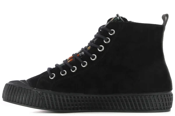 Sneakers-Camila's High-Top Sneakers Laulu