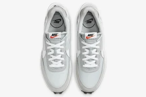 Sneakers-Nike Sneakers Waffle Debut